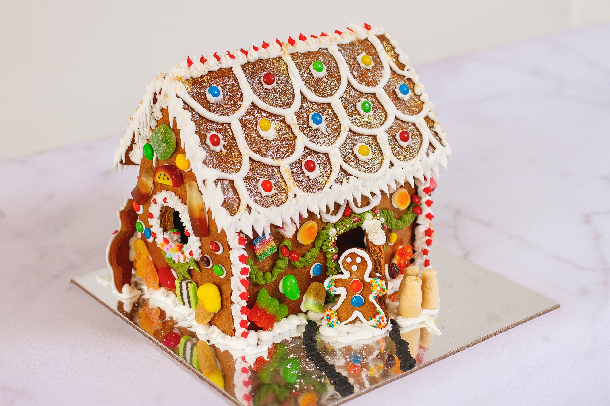 Gingerbread House - Extra Large 19cm – Jennie's House of Gingerbread